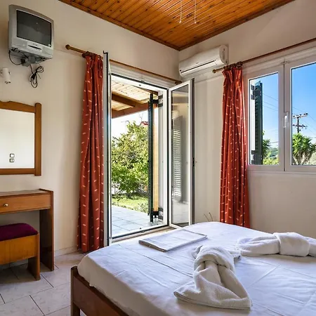 Apartament Pantelios Village 1 *